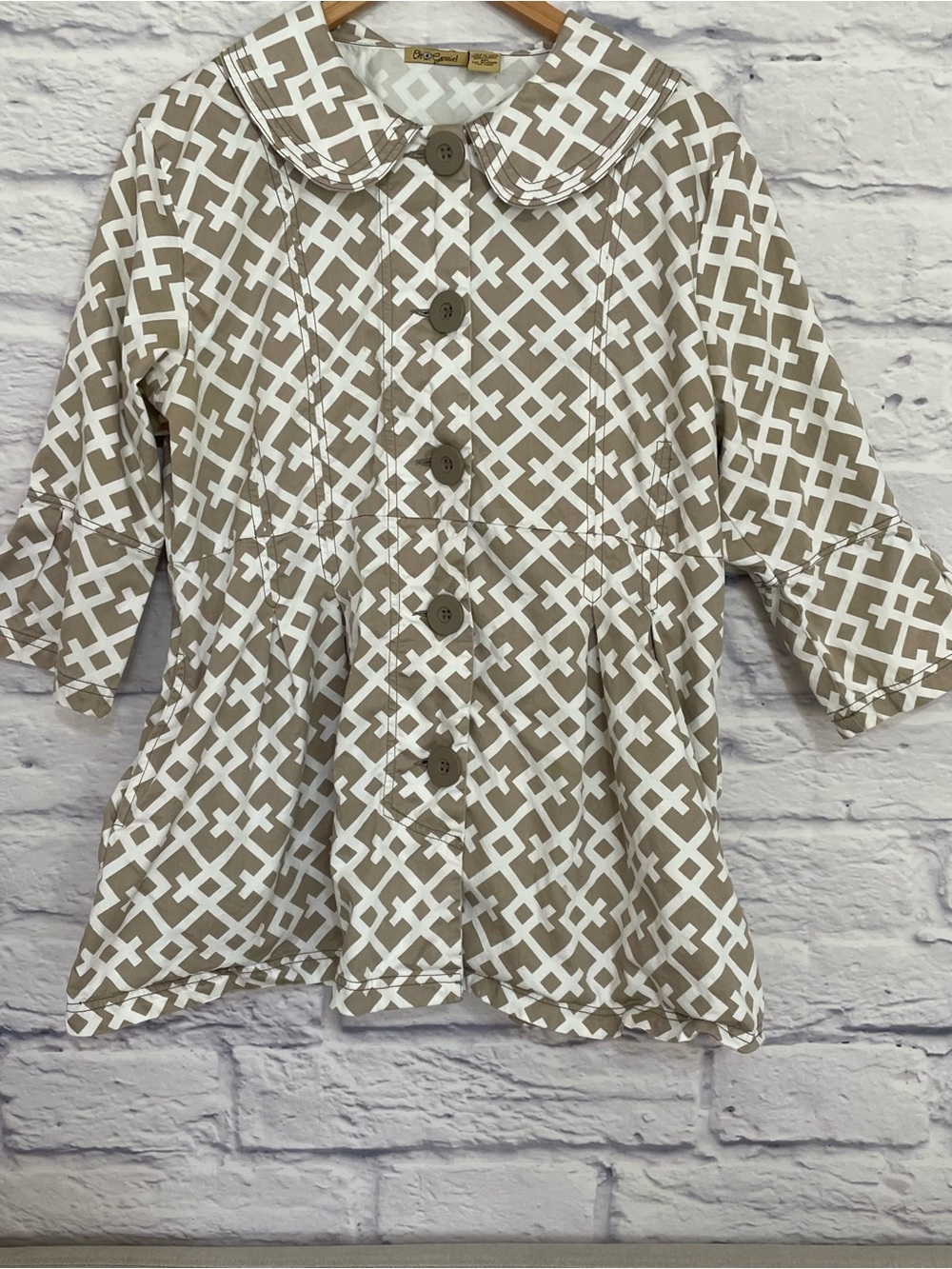 Women’s Beige and White Patterned Coat - Classic Button Front